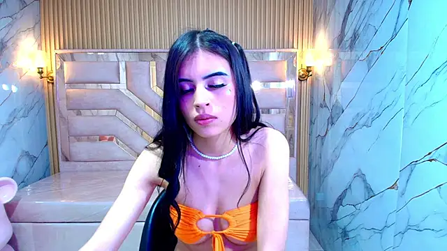 Snapshot of kimberly_r_ chatting on 08-05-26, 01:14 kimberly r online show from 08-05-26, 01:14