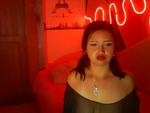 Snapshot of grace_caroline chatting on 07-30-26, 02:10 grace caroline online show from 07-30-26, 02:10