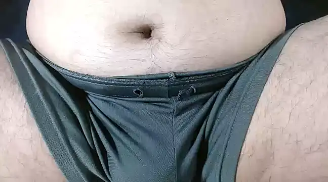 Snapshot of asianHOTdrew chatting on 12-18-24, 01:37 asianHOTdrew online show from 12-18-24, 01:37