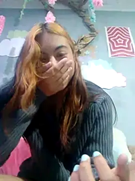 flor bonita325 online show from 08-03-26, 06:45