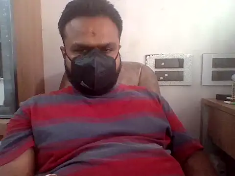 Snapshot of Karan251127 chatting on 07-27-26, 11:50 Karan251127 online show from 07-27-26, 11:50