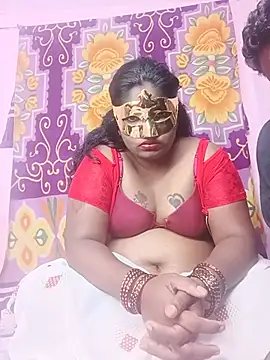 Snapshot of tamilselvicouple chatting on 07-30-26, 07:07 tamilselvicouple online show from 07-30-26, 07:07