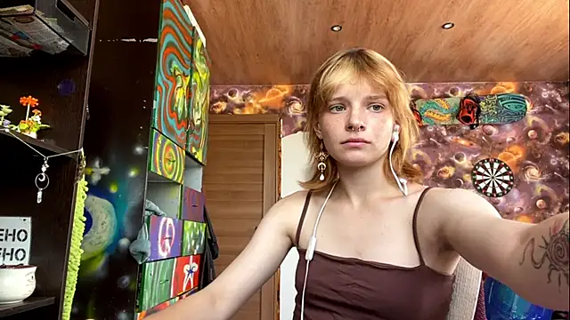 Snapshot of JinaTscrious chatting on 08-03-26, 01:48 JinaTscrious online show from 08-03-26, 01:48