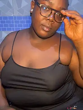 Snapshot of bigblackghurl chatting on 07-31-26, 11:15 bigblackghurl online show from 07-31-26, 11:15