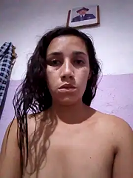 Snapshot of marce564 chatting on 08-05-26, 11:39 marce564 online show from 08-05-26, 11:39