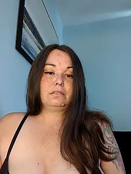 Snapshot of NikikoKat chatting on 08-02-26, 04:49 NikikoKat online show from 08-02-26, 04:49