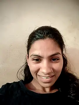 Snapshot of Lela106xxx chatting on 08-04-26, 10:18 Lela106xxx online show from 08-04-26, 10:18