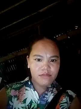 Snapshot of Lily-bi chatting on 08-07-26, 08:16 Lily-bi online show from 08-07-26, 08:16