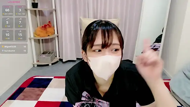 Snapshot of moeka- chatting on 08-03-26, 10:32 moeka- online show from 08-03-26, 10:32