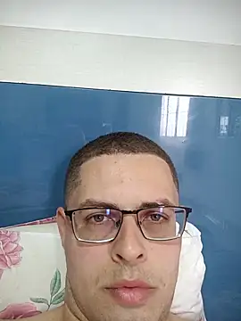 Casal semFrescura online show from 08-03-26, 05:49