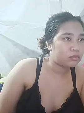 Snapshot of Quynhnhu_bb chatting on 08-04-26, 07:16 Quynhnhu bb online show from 08-04-26, 07:16