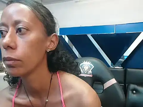 Snapshot of Anastasya-Lopez chatting on 08-06-26, 03:03 Anastasya-Lopez online show from 08-06-26, 03:03