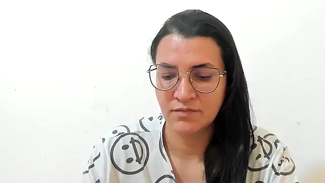 MARILYN GARCIA online show from 11-12-25, 03:23