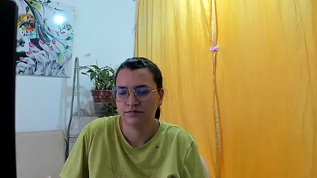 MARILYN GARCIA online show from 06-29-26, 07:25