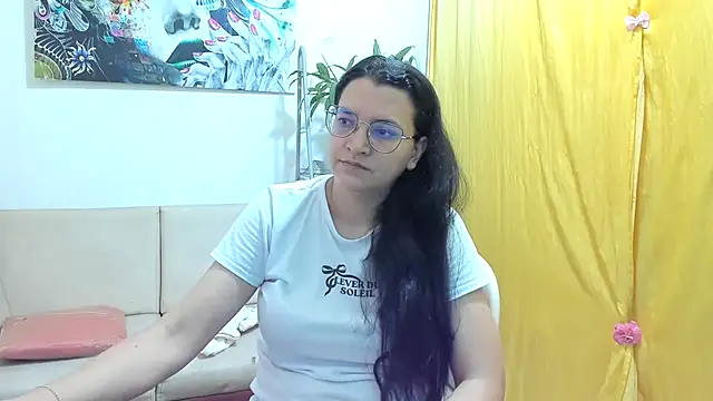 MARILYN GARCIA online show from 07-04-26, 10:05