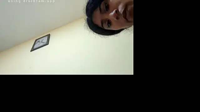 Snapshot of valquiri1 chatting on 08-05-26, 02:53 valquiri1 online show from 08-05-26, 02:53