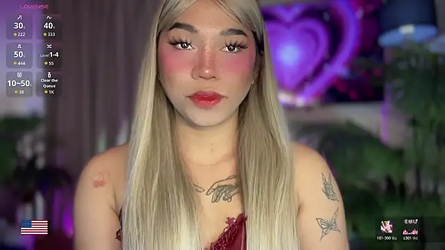 Snapshot of Kylie_Summerxx chatting on 08-07-26, 02:35 Kylie Summerxx online show from 08-07-26, 02:35