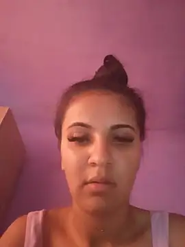 Snapshot of georgiana15_26 chatting on 08-07-26, 04:31 georgiana15 26 online show from 08-07-26, 04:31