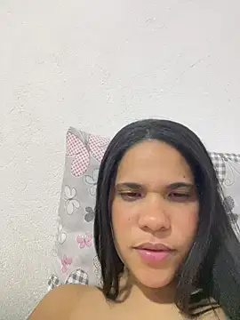 Snapshot of lunnabianca chatting on 08-08-26, 12:51 lunnabianca online show from 08-08-26, 12:51