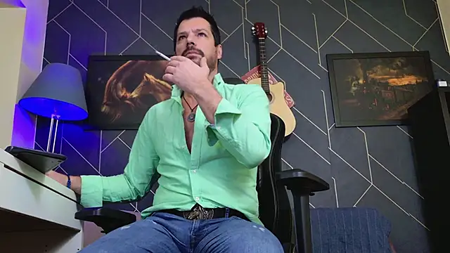 ChrisKox online show from 11-29-25, 02:36