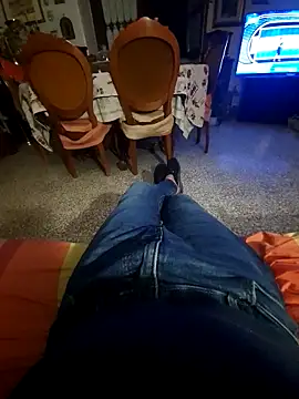 Snapshot of gianlux128bis chatting on 09-21-25, 07:37 gianlux128bis online show from 09-21-25, 07:37