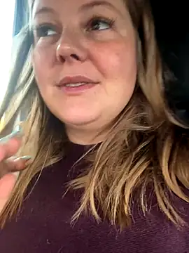 Snapshot of BootyLola chatting on 11-03-25, 10:27 BootyLola online show from 11-03-25, 10:27