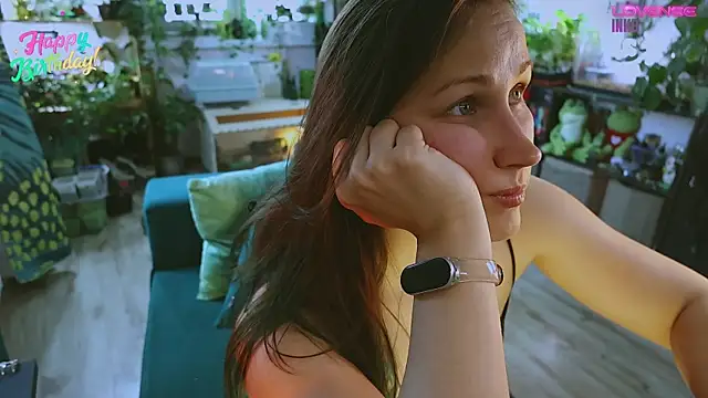 Dead Butterfly online show from 04-24-26, 03:53