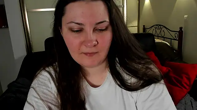 Snapshot of MarySwon chatting on 03-03-25, 03:08 MarySwon online show from 03-03-25, 03:08