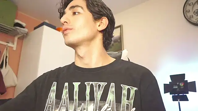 AlanDeNavarre online show from 02-11-25, 09:46