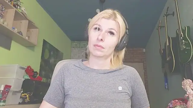 karmija online show from 11-11-25, 09:15