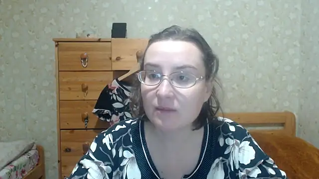 Smart Rose online show from 11-17-25, 05:41