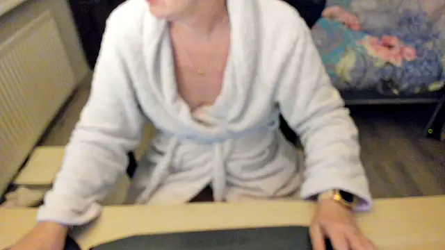 minoesje37 online show from 01-20-25, 08:29