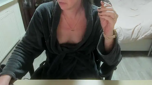 minoesje37 online show from 03-18-26, 08:45