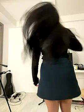 Snapshot of aimi_art1 chatting on 10-03-25, 03:14 aimi art1 online show from 10-03-25, 03:14