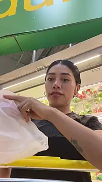 Snapshot of aimi_art1 chatting on 11-04-25, 10:53 aimi art1 online show from 11-04-25, 10:53