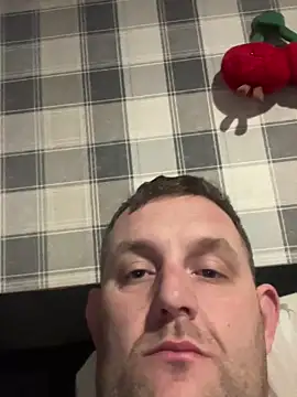 Snapshot of Eddieh2k7 chatting on 03-02-26, 12:13 Eddieh2k7 online show from 03-02-26, 12:13