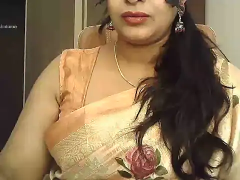Spandana Sweety online show from 11-18-25, 06:18