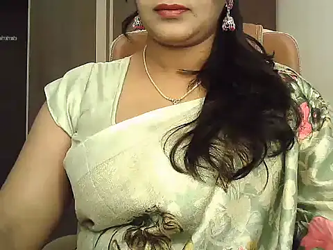 Spandana Sweety online show from 11-19-25, 06:13