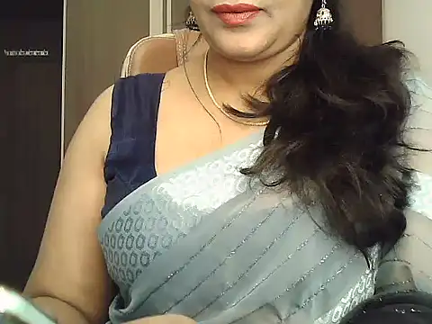 Spandana Sweety online show from 11-20-25, 06:24