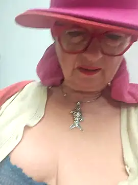 MucMilf59 online show from 10-28-25, 10:41