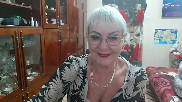 Snapshot of JenaCheim chatting on 10-07-25, 05:48 JenaCheim online show from 10-07-25, 05:48