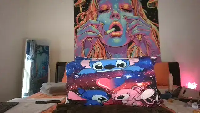 EnticingAaliyah online show from 10-28-25, 04:20