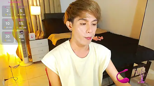 Snapshot of WildestTwink chatting on 07-16-26, 02:34 WildestTwink online show from 07-16-26, 02:34