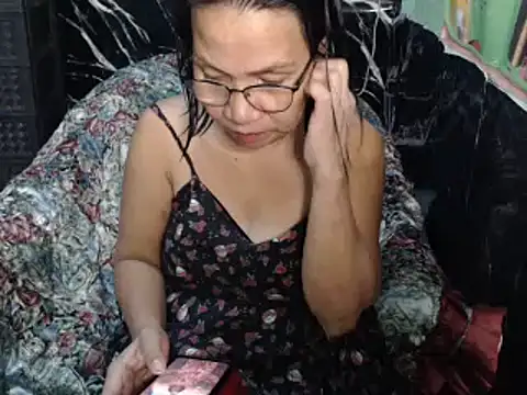 Snapshot of ASIANDOLLY4U chatting on 05-27-26, 11:24 ASIANDOLLY4U online show from 05-27-26, 11:24