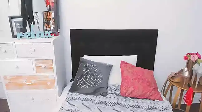 sweetMariina online show from 02-02-25, 09:19