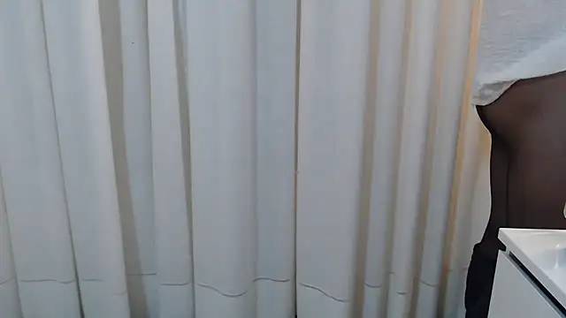 Chic desire online show from 09-27-25, 10:48