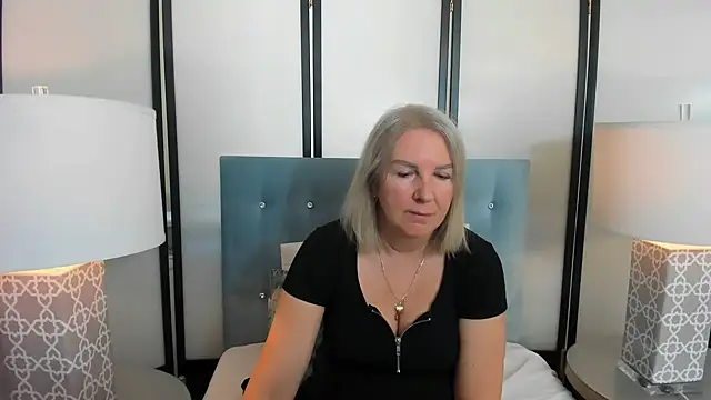 EricaTop online show from 01-11-25, 09:15