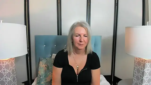 EricaTop online show from 02-19-25, 07:48