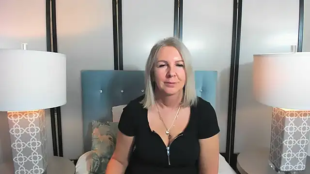 EricaTop online show from 03-05-25, 06:56