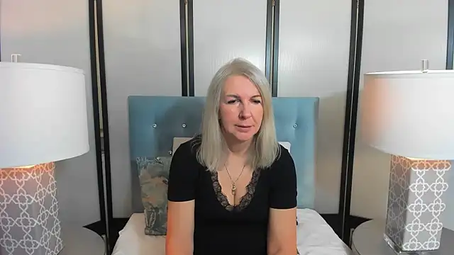 EricaTop online show from 12-14-25, 06:08